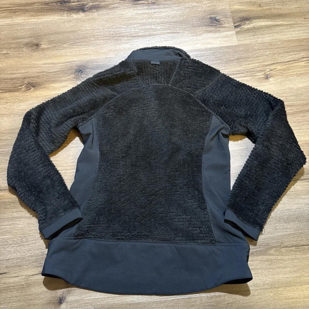 Mountain Hardwear MEDIUM Monkey Fleece Pullover Black Snap Outdoor Hiking Skiing